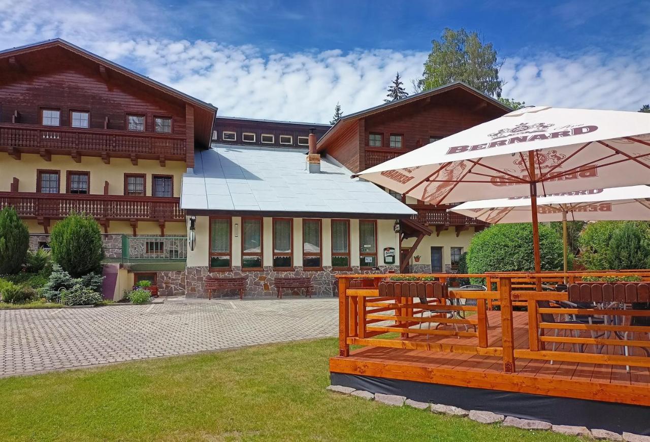 Rodinny "Hotel U Mustku" Десна Екстер'єр фото