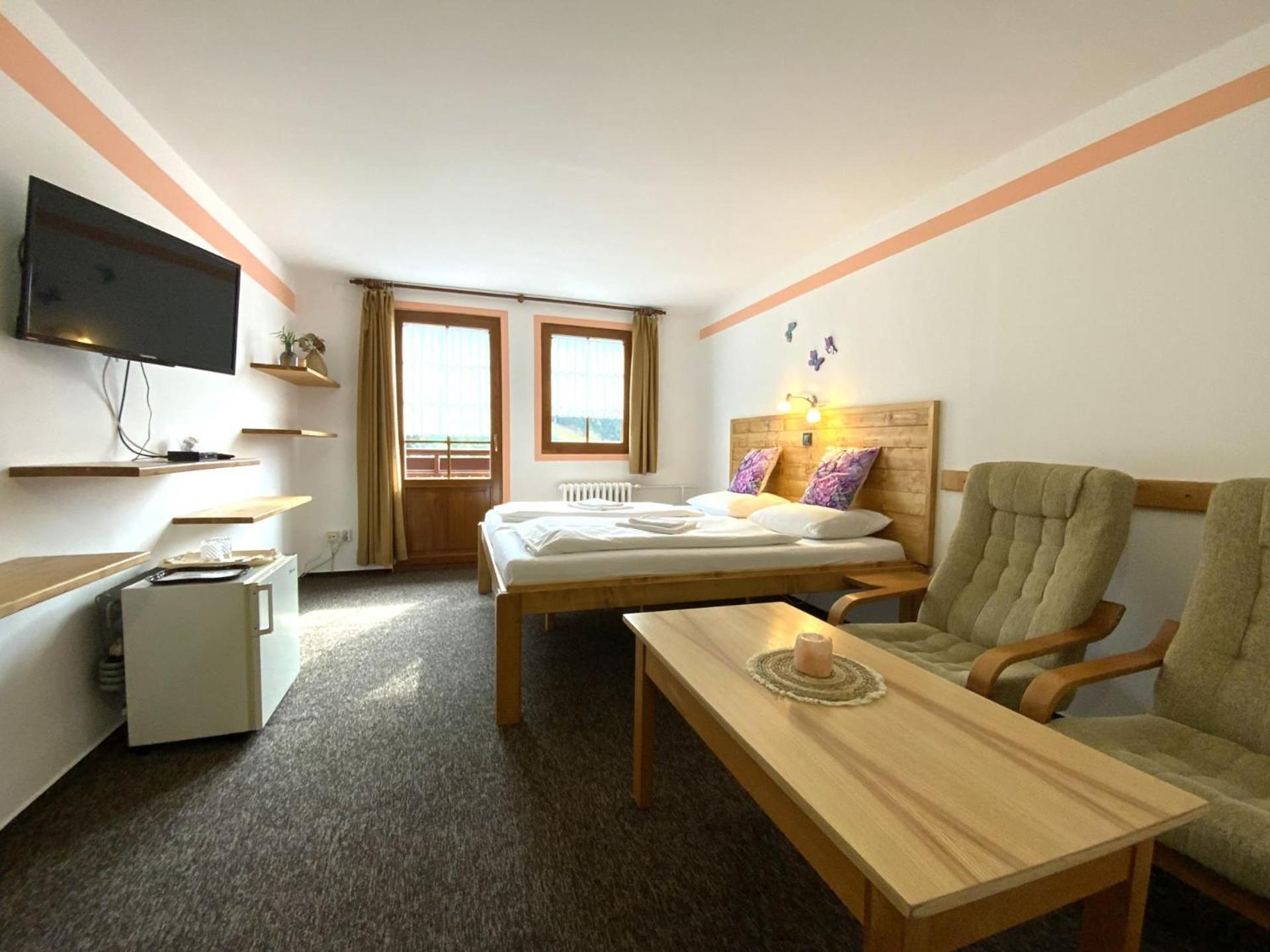 Rodinny "Hotel U Mustku" Десна Екстер'єр фото